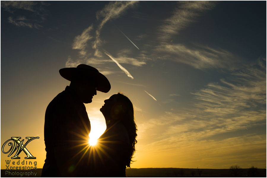 sunset engagement photography in El Paso