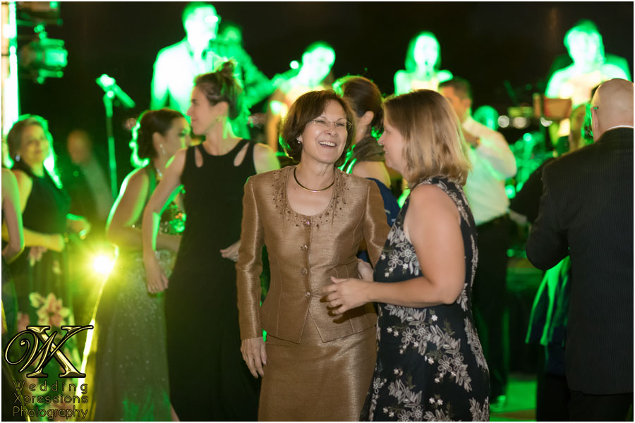 wedding photography of wedding dance reception